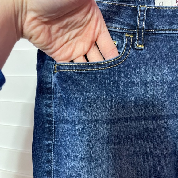 Jeans - Picture 2 of 5